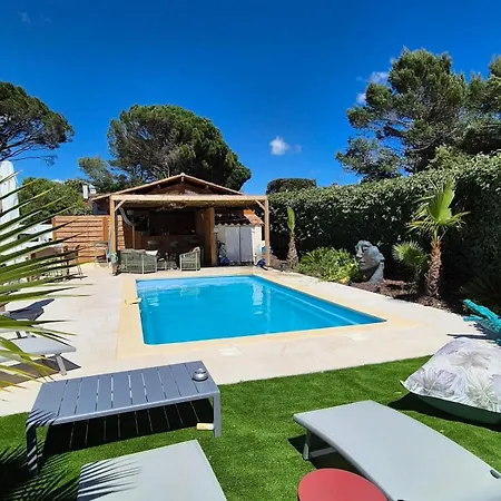 Holiday home Piscine & Pool House Clim